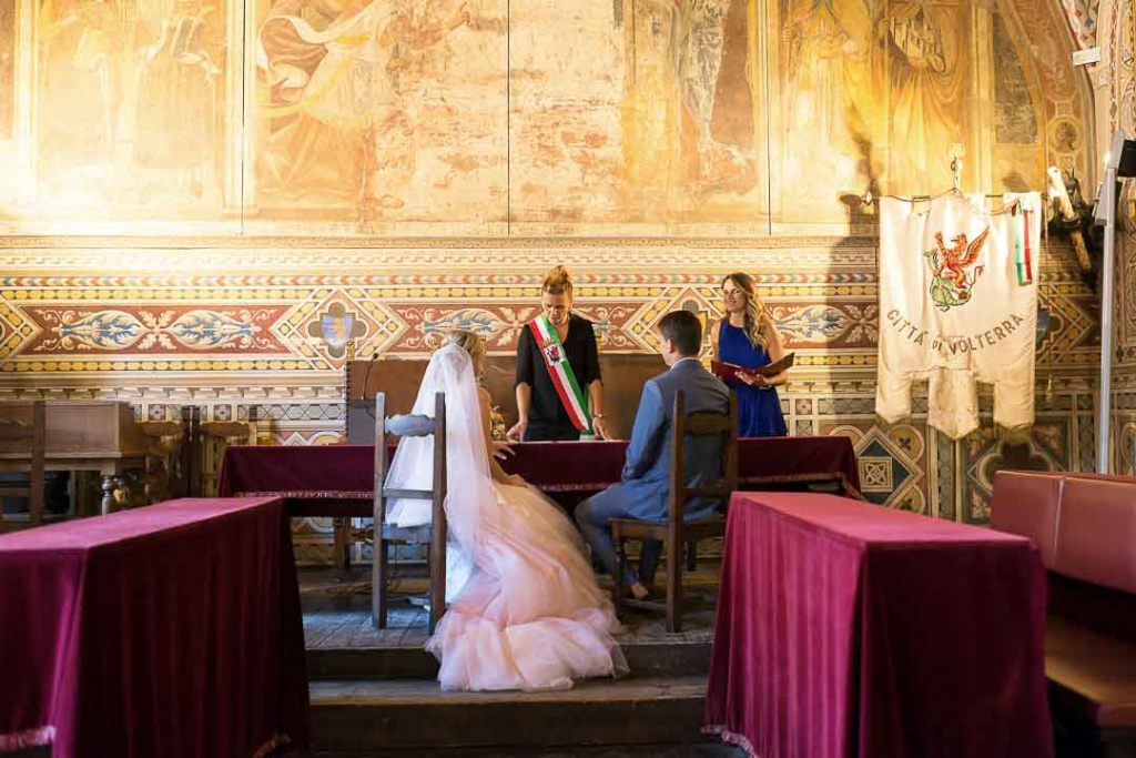 Официальная свадьба в городе Вольтерра, Тоскана, Италия, Фотограф Ольга Франко, #372827