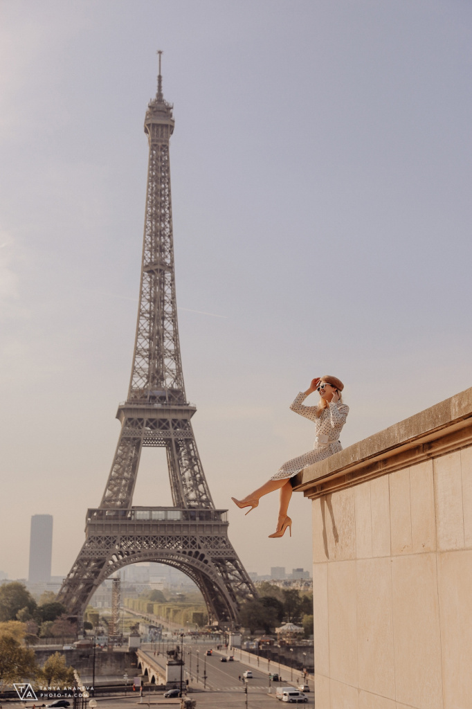 Легкий фотограф в Париже и по всему Миру