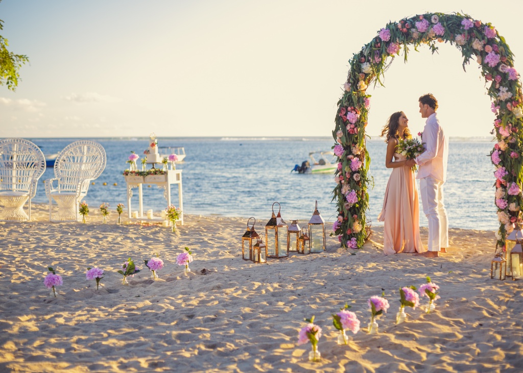 Свадебная церемония на Маврикии с уникальными декорациями на ваш вкус