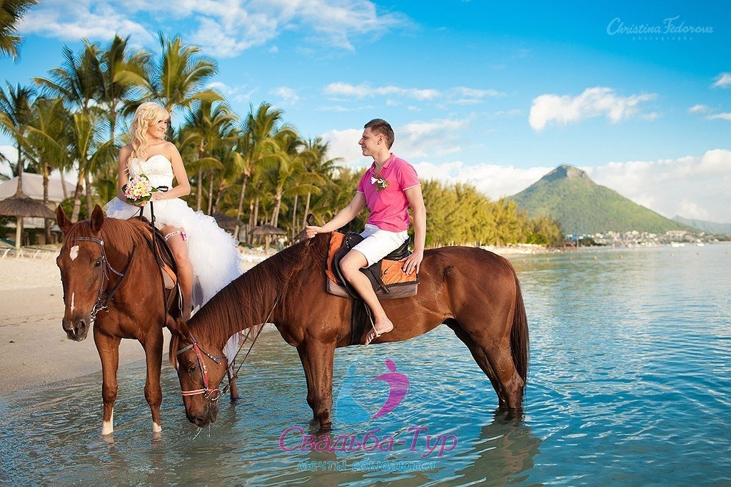 Маврикий цена на двоих. Свадьба на Маврикии. Маврикий лошади. Маврикий тур. Свадьба на Маврикии арт тур.