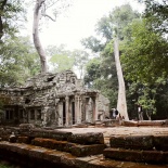 Прогулка по древнему городу Ангкор 2013г.