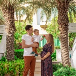 Семейная фотосессия на Пальмовом острове в Дубае